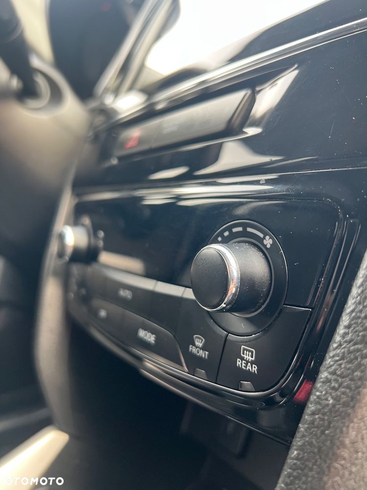 Suzuki Vitara 1.6 DDiS (4x4) Allgrip TCSS Comfort+ - 11