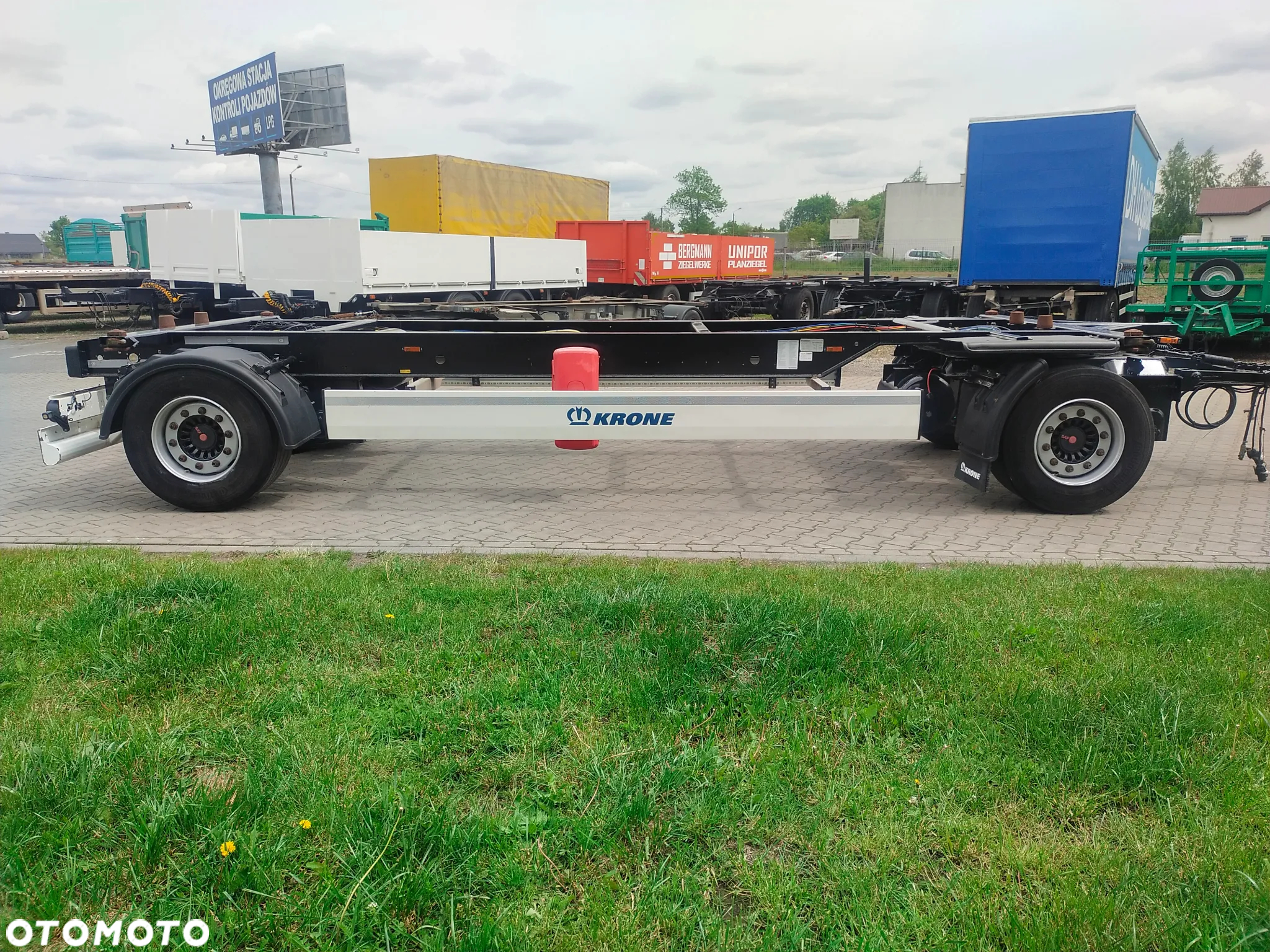 Krone Przyczepa BDF Krone Jumbo Mega koła 19.5 cala idealny stan - 11