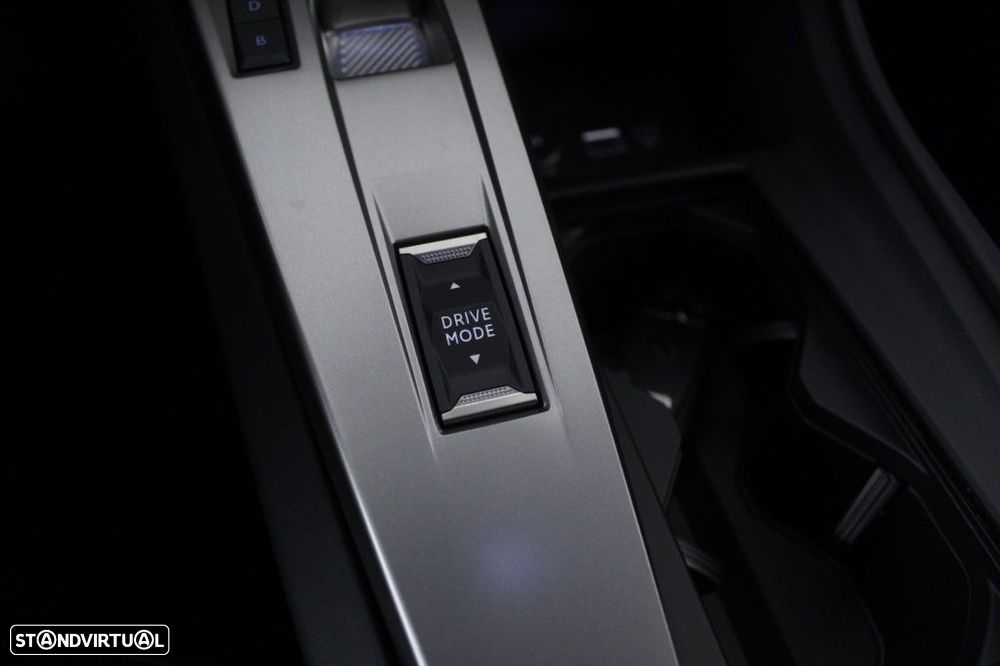 Peugeot 308 1.6 Hybrid Allure e-EAT8 - 33