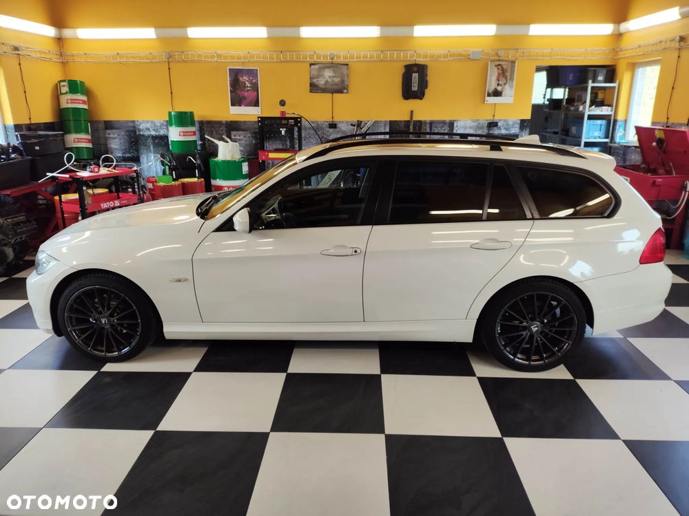 BMW Seria 3 318i - 2