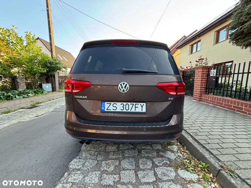 Volkswagen Touran 1.4 TSI BMT Highline DSG - 21