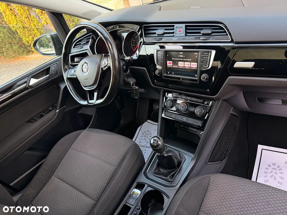 Volkswagen Touran 2.0 TDI BMT Highline - 6
