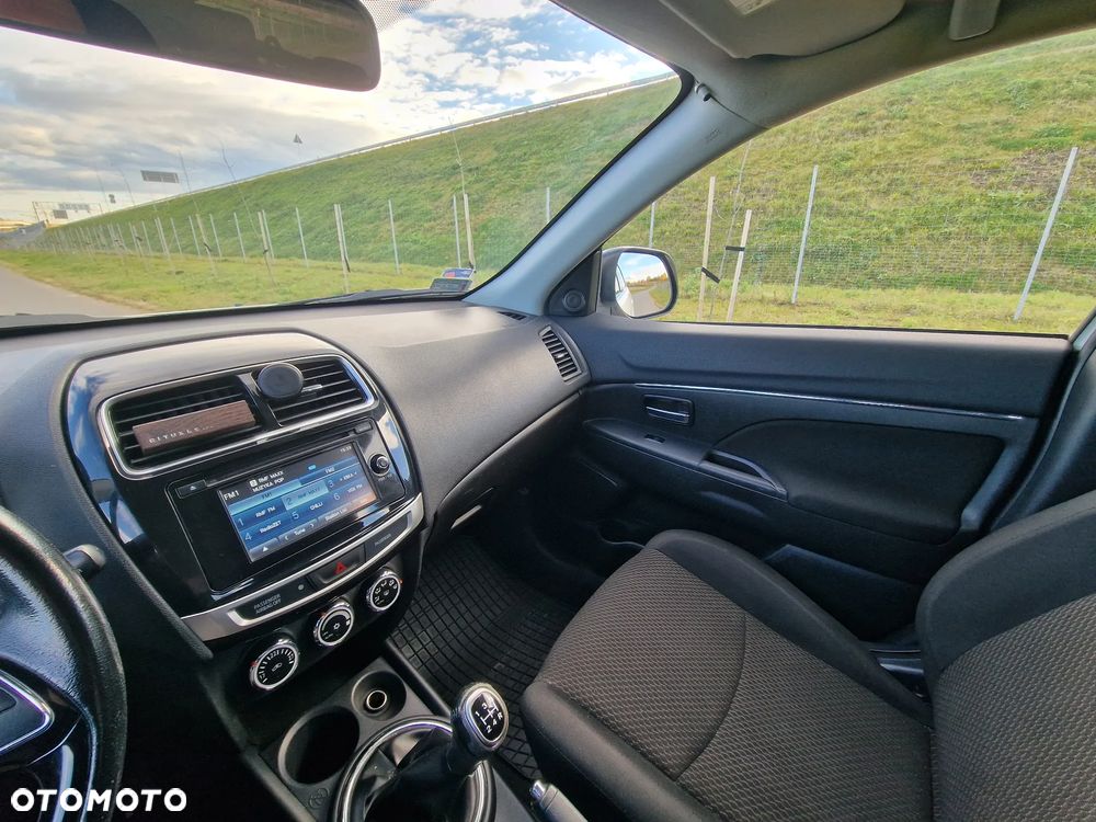Mitsubishi ASX 1.6 Invite - 15