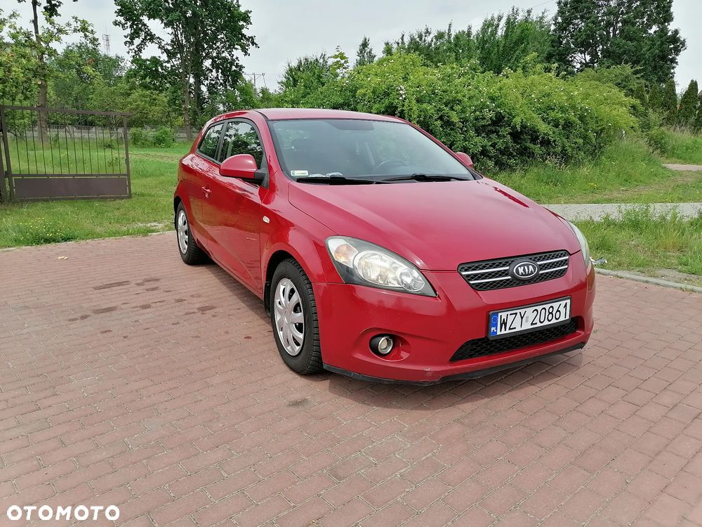Kia Ceed 1.6 Crdi Optimum - 1