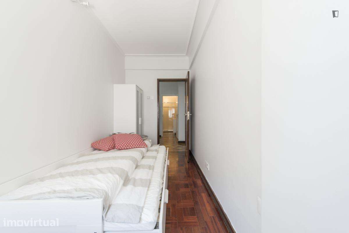 Quarto - localizado em Saldanha Lisbon - Grande imagem: 4/44