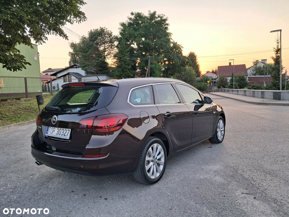 Opel Astra 1.4 Turbo Exklusiv - 5