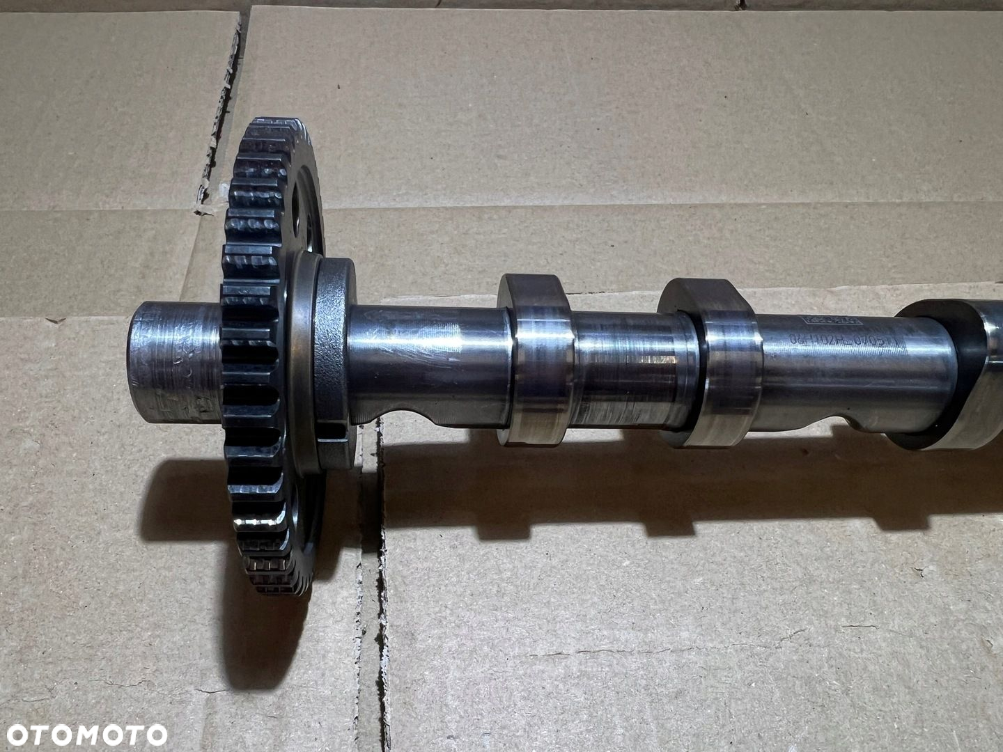 AUDI A4 B8 A5 8T 1.8 TFSI WAŁEK ROZRZĄDU WYDECHOWY 06H102H - 2