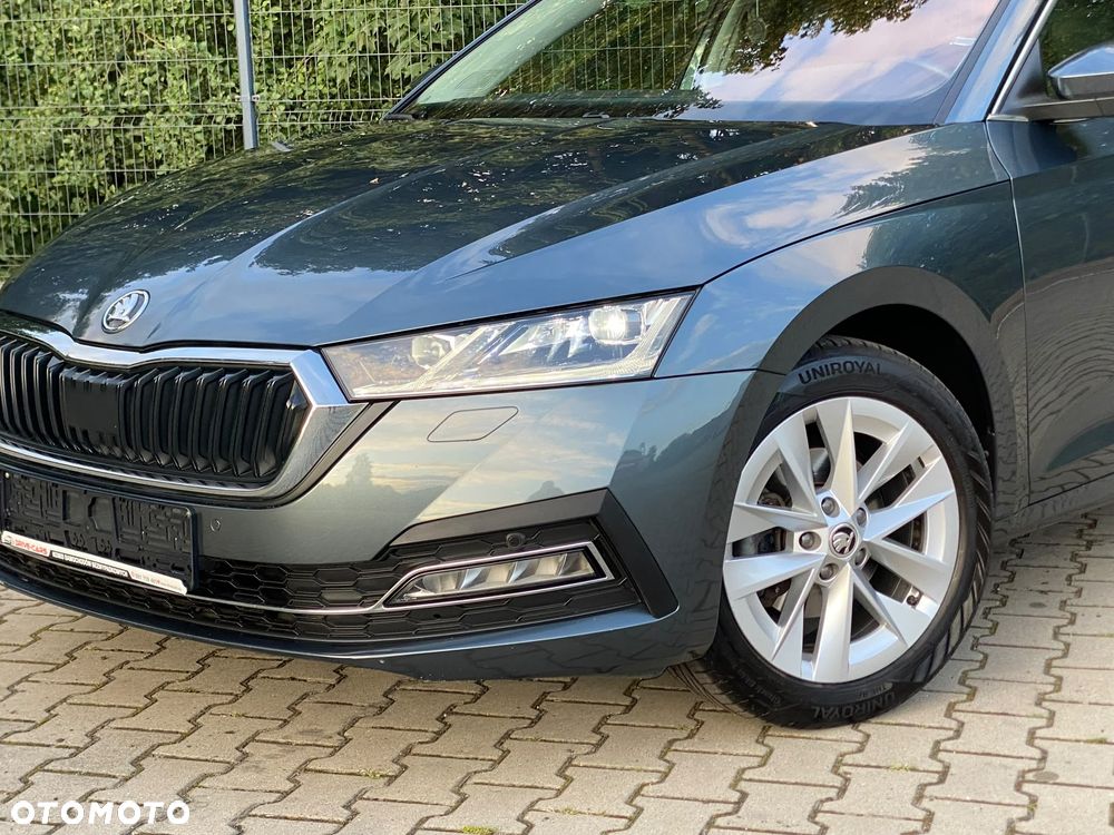 Skoda Octavia 1.5 TSI Exclusive - 32