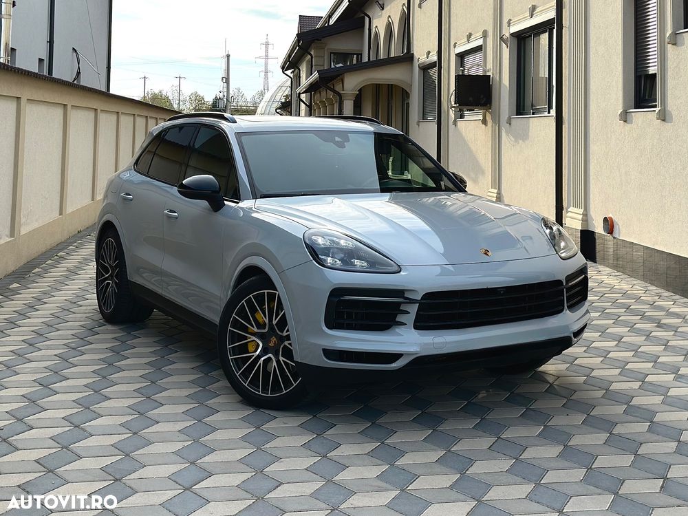 Porsche Cayenne S - 2