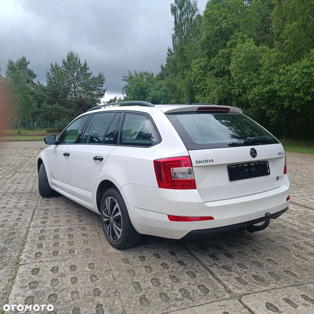 Skoda Octavia Combi 1.6 TDI (Green tec) 4x4 Style - 4