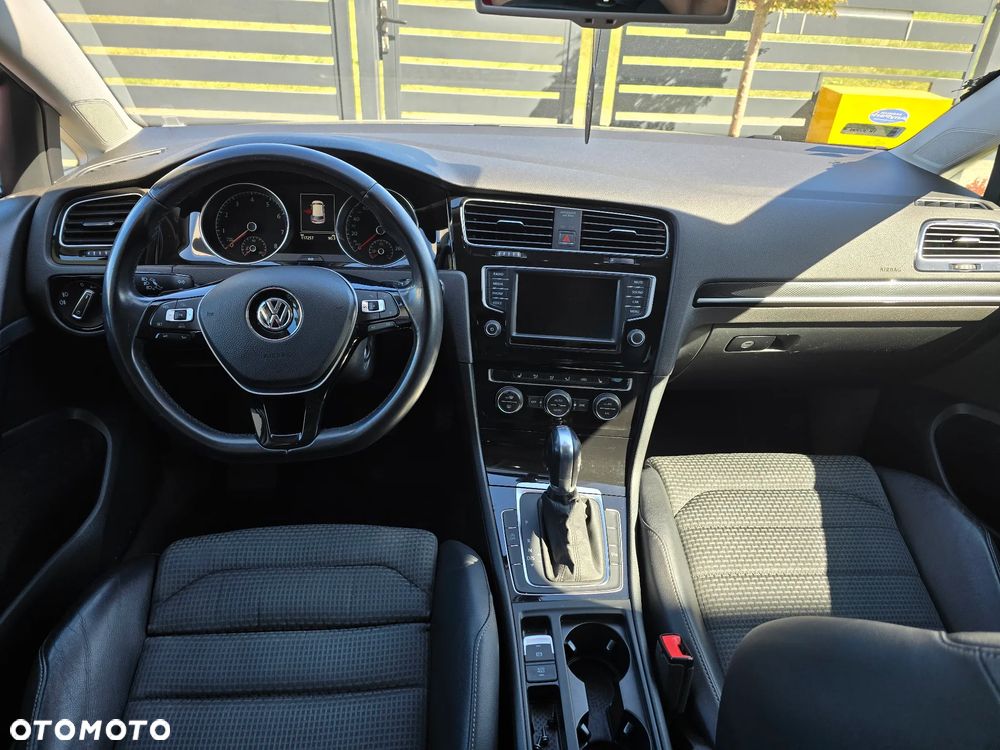 Volkswagen Golf 1.4 TSI BMT Highline DSG - 8