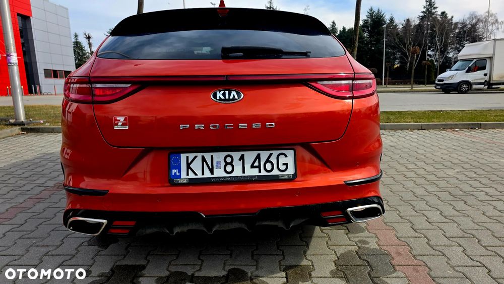 Kia ProCeed - 8