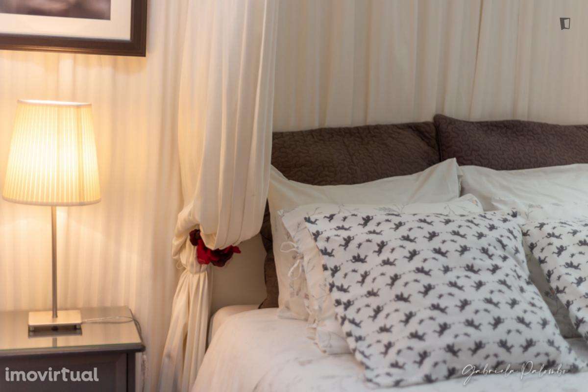 Apartamento com 1 quartos - localizado em Estrela Lisbon - Grande imagem: 3/17