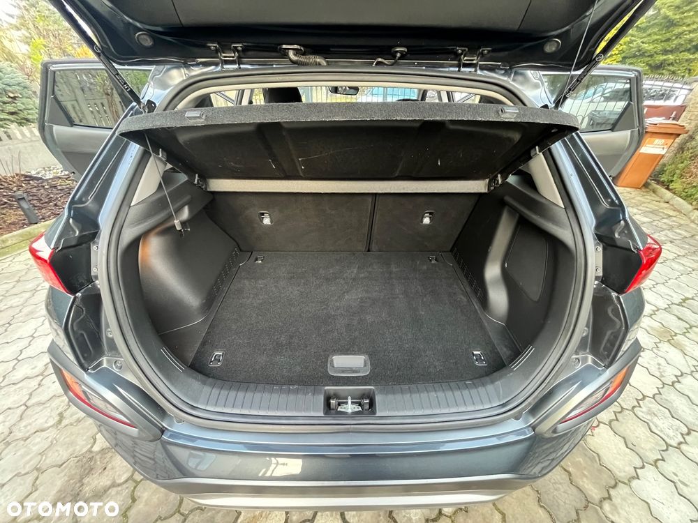 Hyundai Kona - 37
