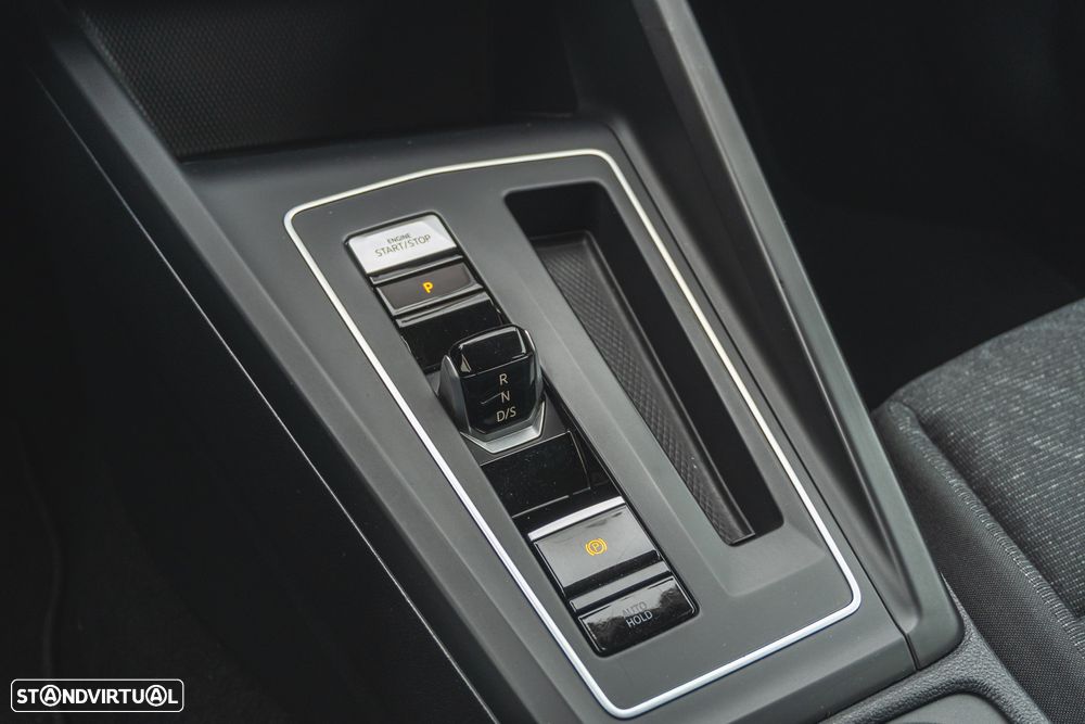 VW Golf 2.0 TDI SCR DSG Life - 18