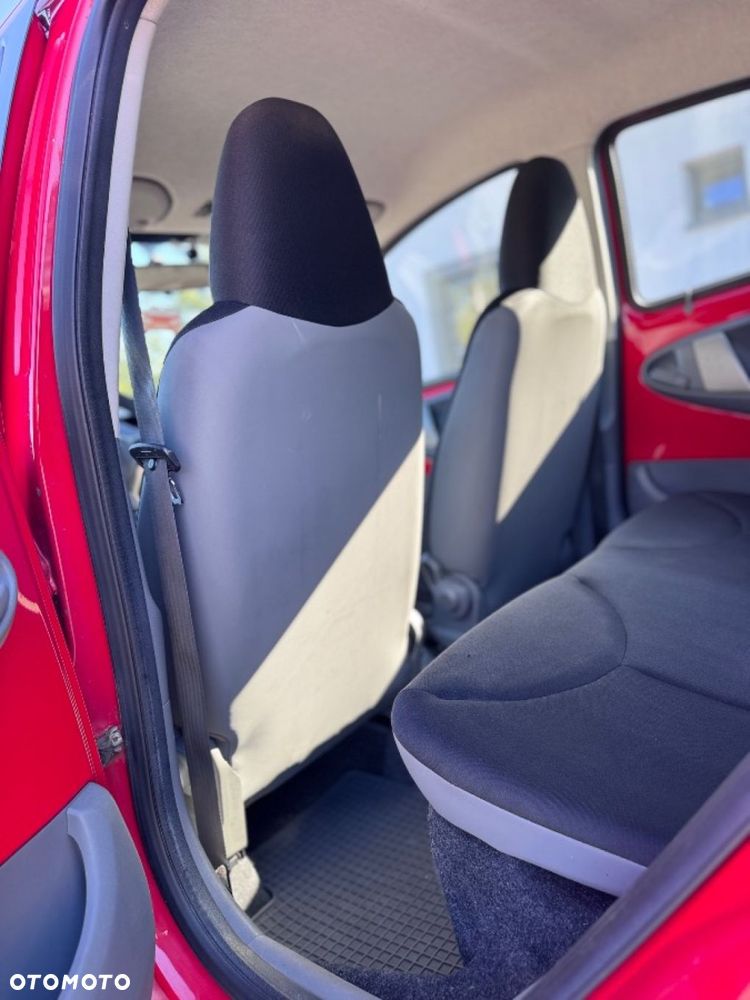 Toyota Aygo - 14