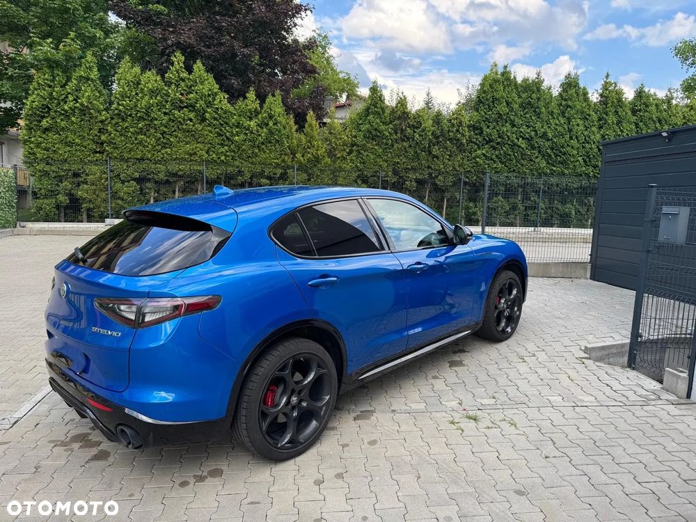 Alfa Romeo Stelvio 2023 photo 3