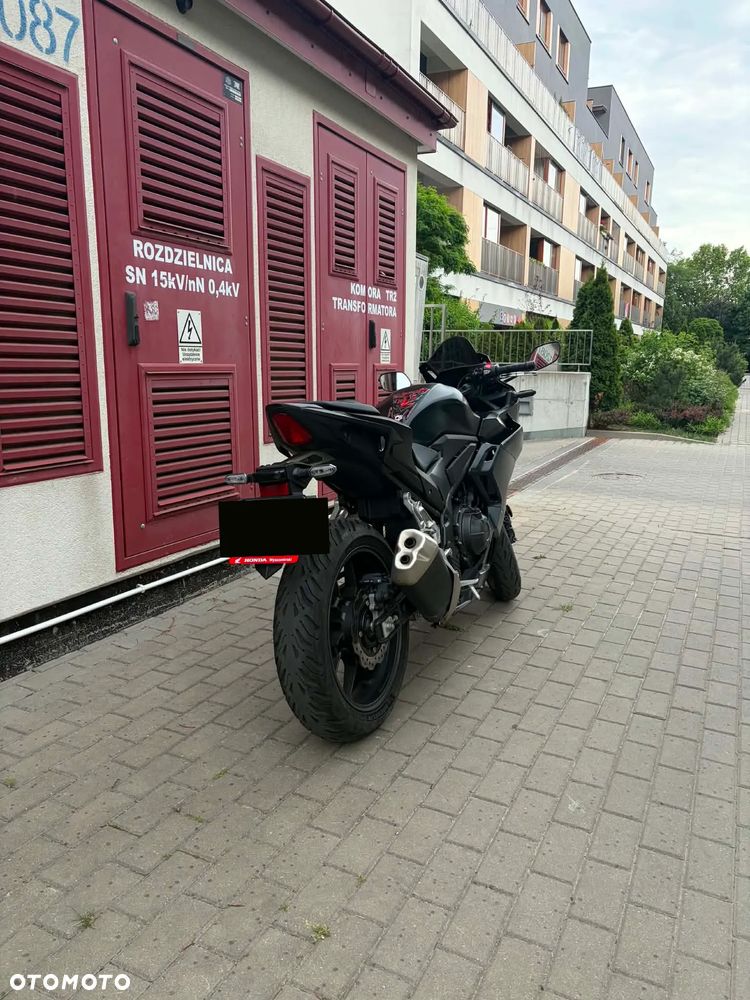 Honda CBR - 4