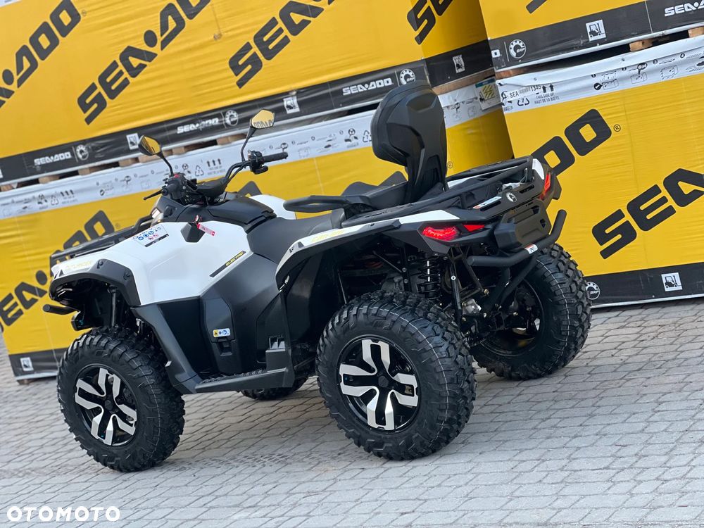 Can-Am Outlander - 12