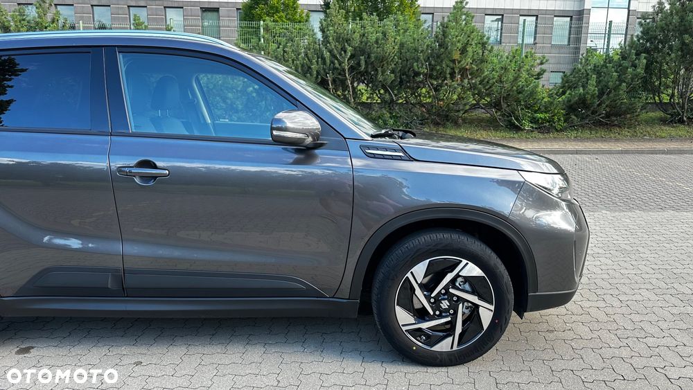 Suzuki Vitara 1.4 Boosterjet mHEV Elegance 4WD - 11