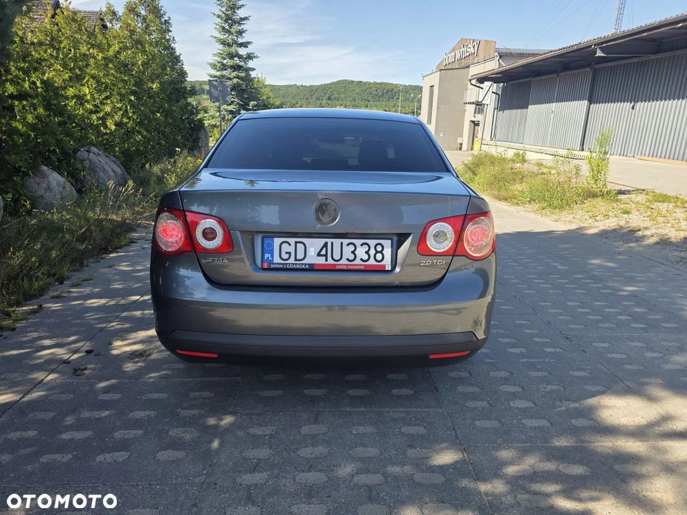 Volkswagen Jetta 1.9 TDI Comfortline - 7
