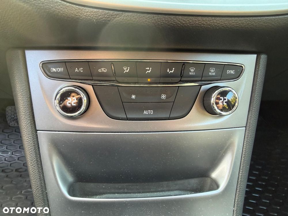 Opel Astra 1.4 T Enjoy - 18