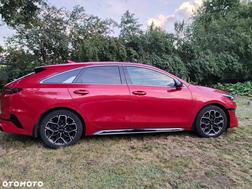 Kia ProCeed - 9