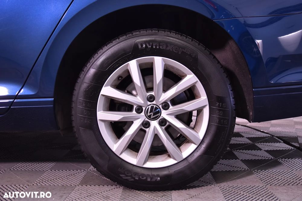 Volkswagen Passat - 14