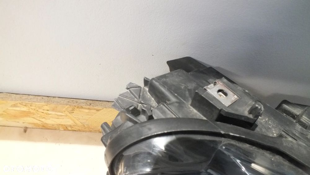 Lampa przednia lewa prawa Peugeot Rifter - 3