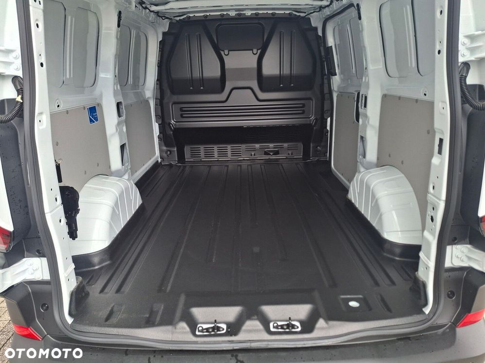 Volkswagen Transporter Furgon 2.0 TDI 150 KM automat - 28