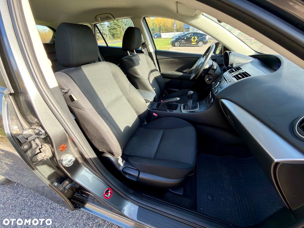 Mazda 3 - 16