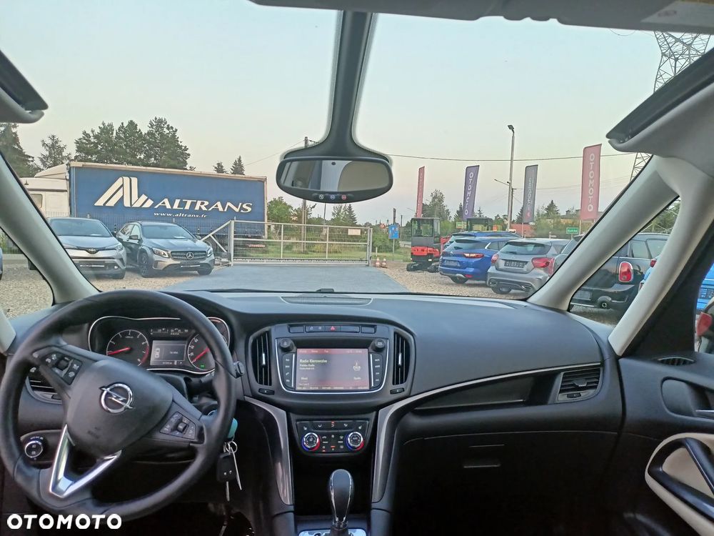 Opel Zafira - 31