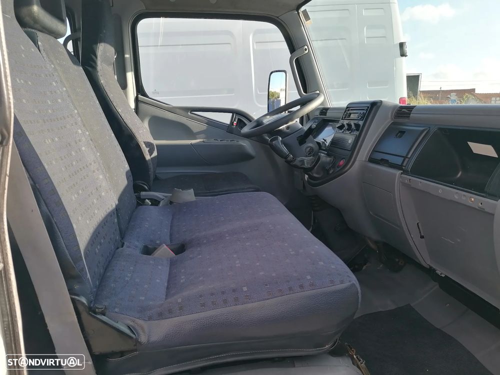 Mitsubishi Canter fuso C/Dupla - 9
