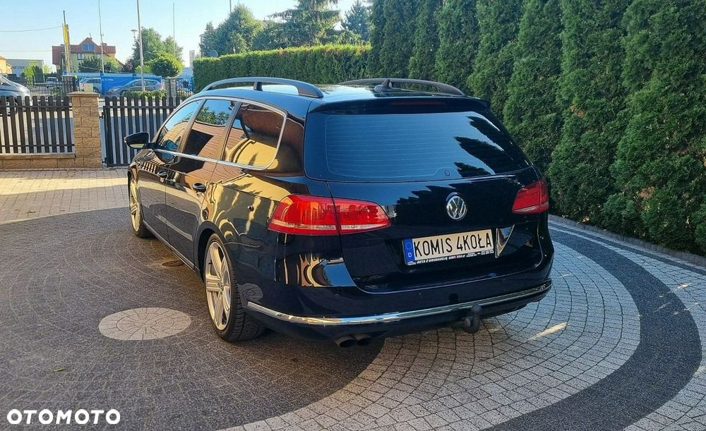 Volkswagen Passat - 4