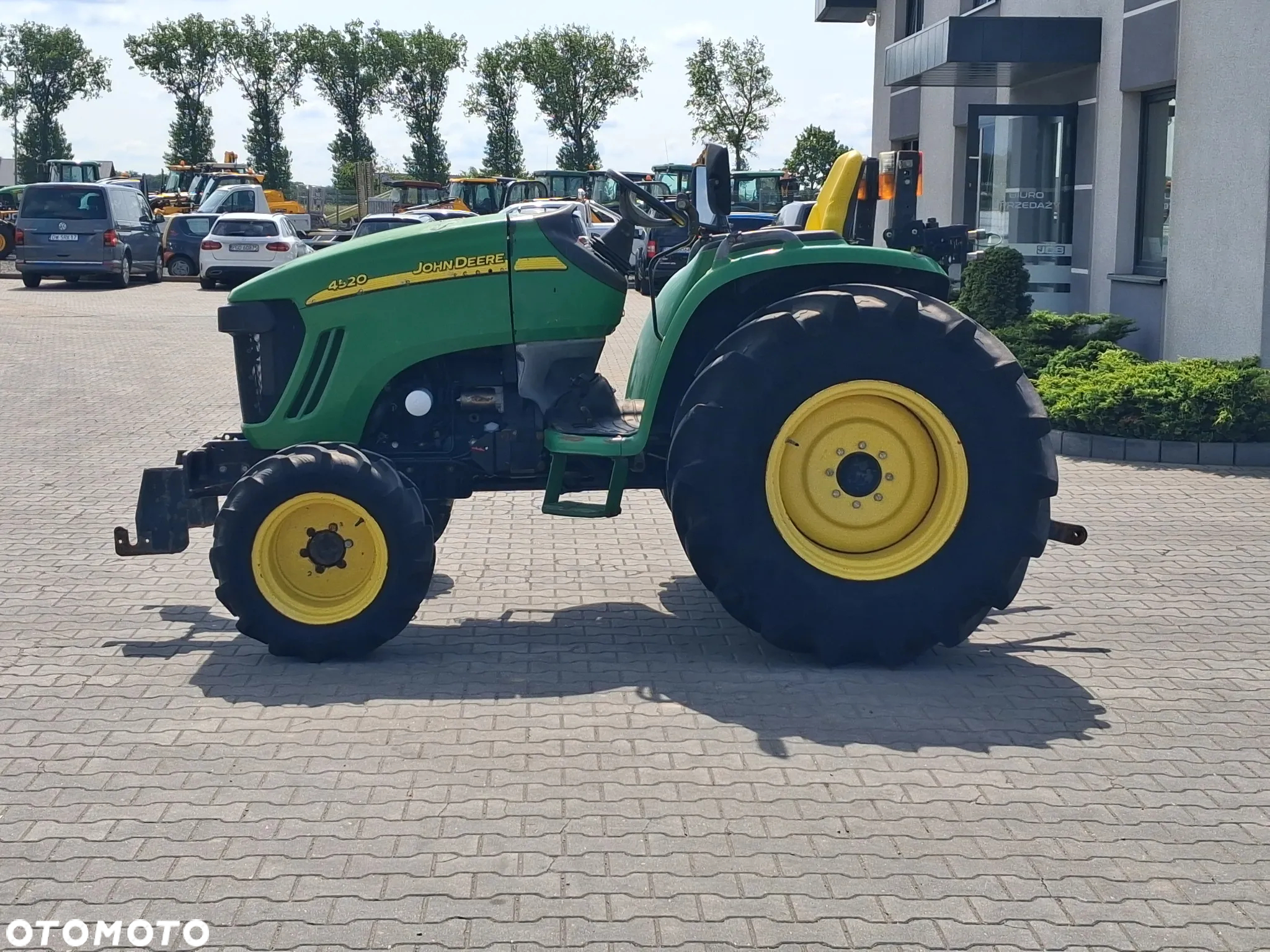 John Deere 4520 - 2