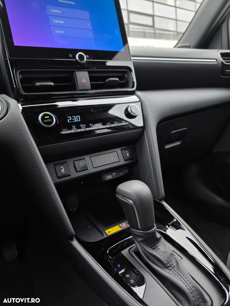 Toyota Yaris Cross 1.5 VVT-i HSD 4x2 Dynamic - 15