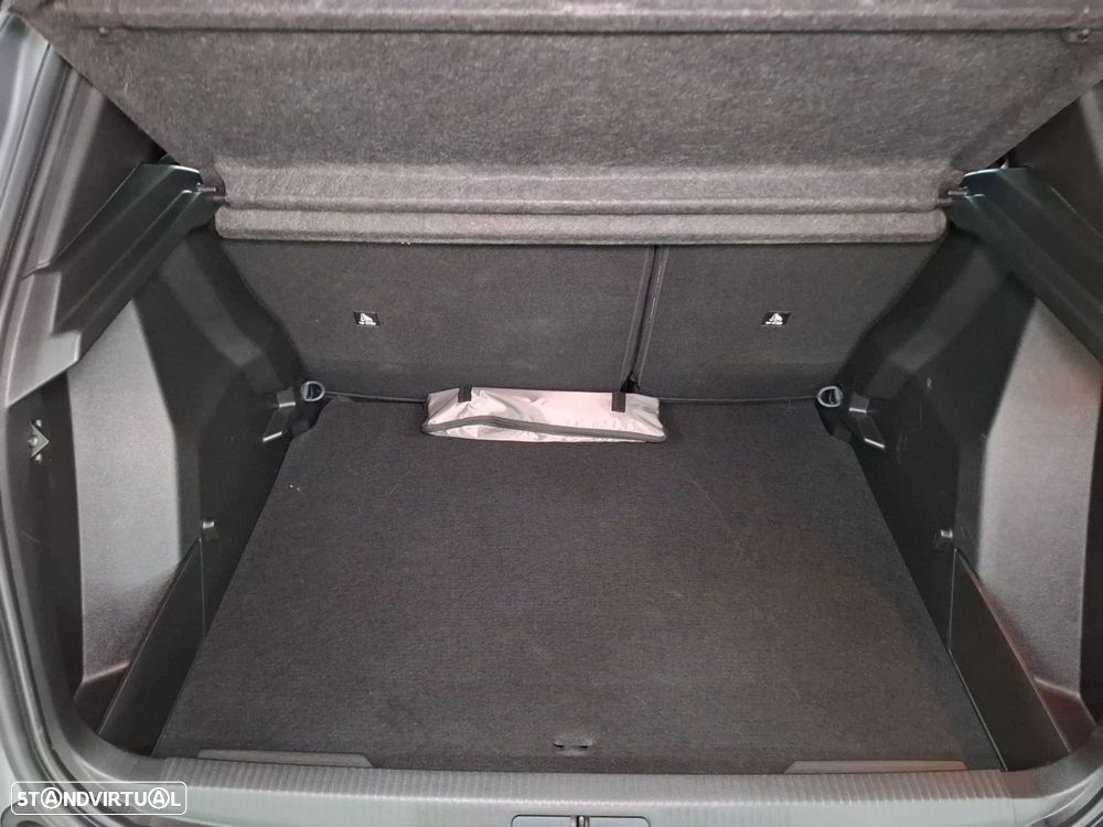 Peugeot 2008 1.2 PureTech Style - 23