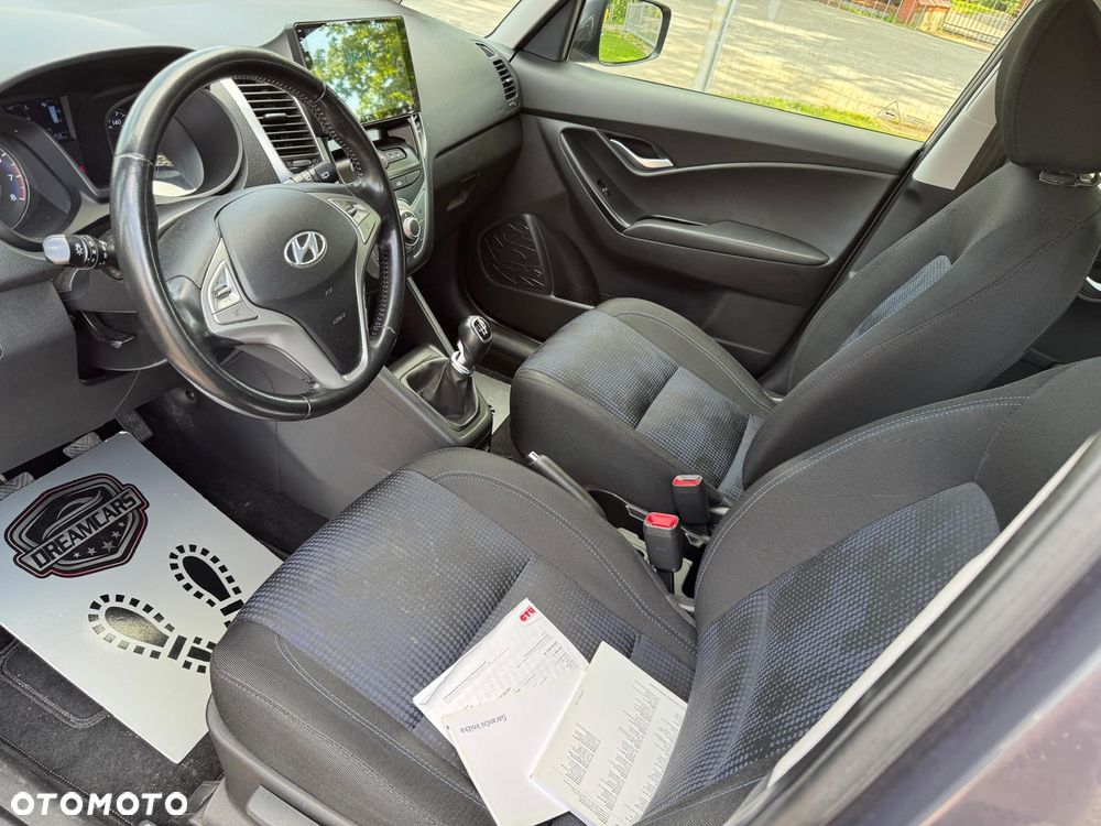 Hyundai ix20 - 24
