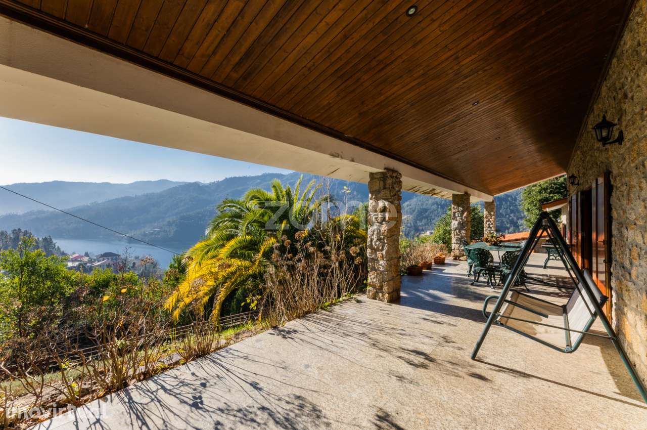 Moradia T4+1, 2850 mt2, vilar da veiga, Gerês - Grande imagem: 2/60