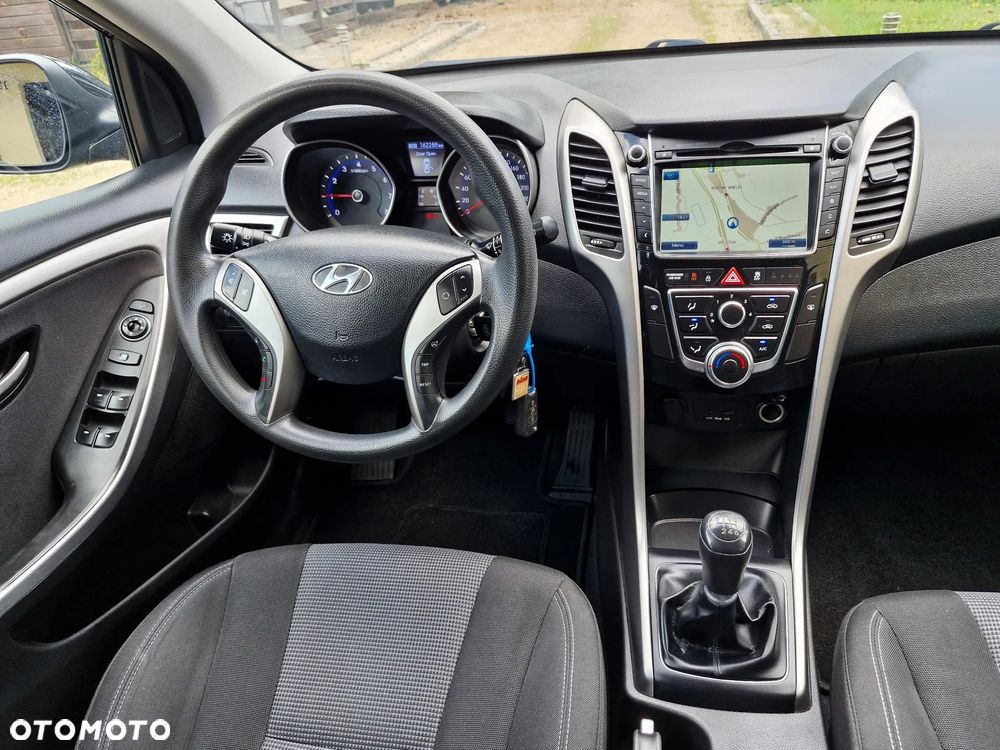 Hyundai i30 1.4 Trend - 10