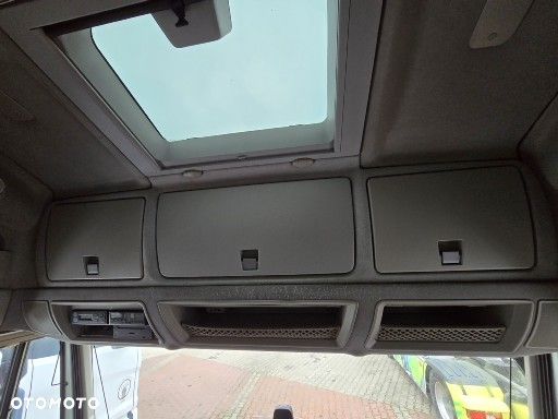 Iveco STRALIS 480 km z retarderem low-deck - 27