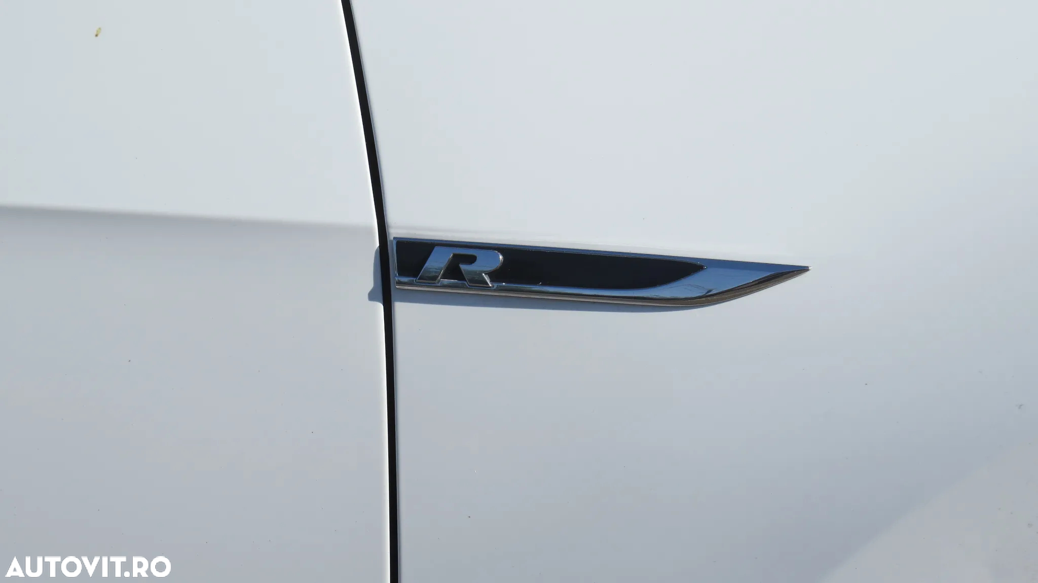 Volkswagen Golf R 2.0 TSI OPF 4Motion DSG - 17