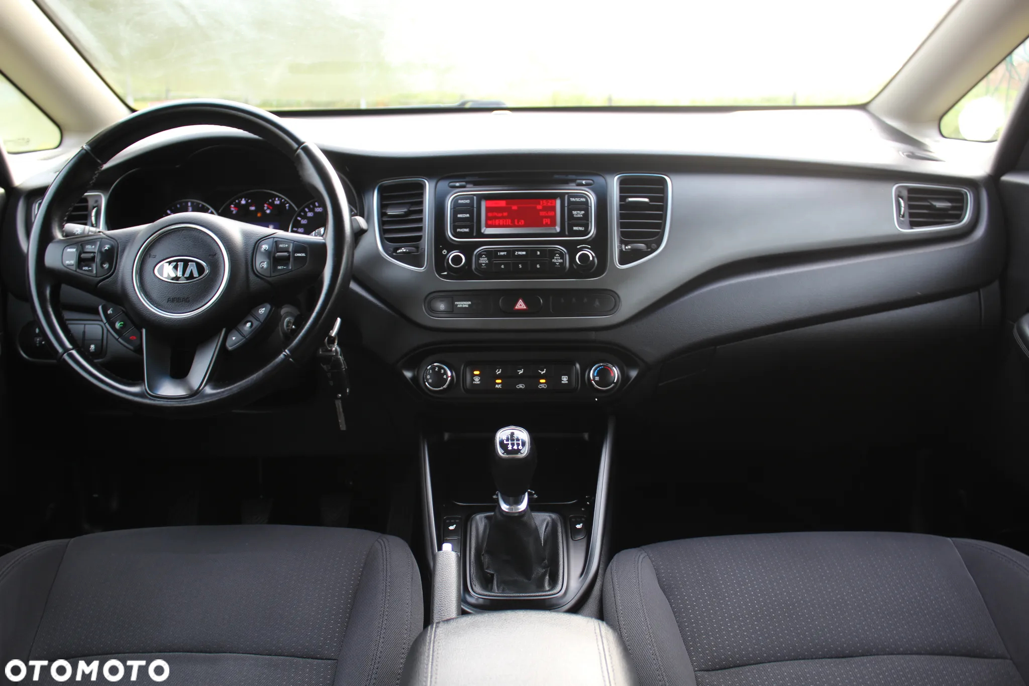 Kia Carens 1.7 CRDi Vision - 4
