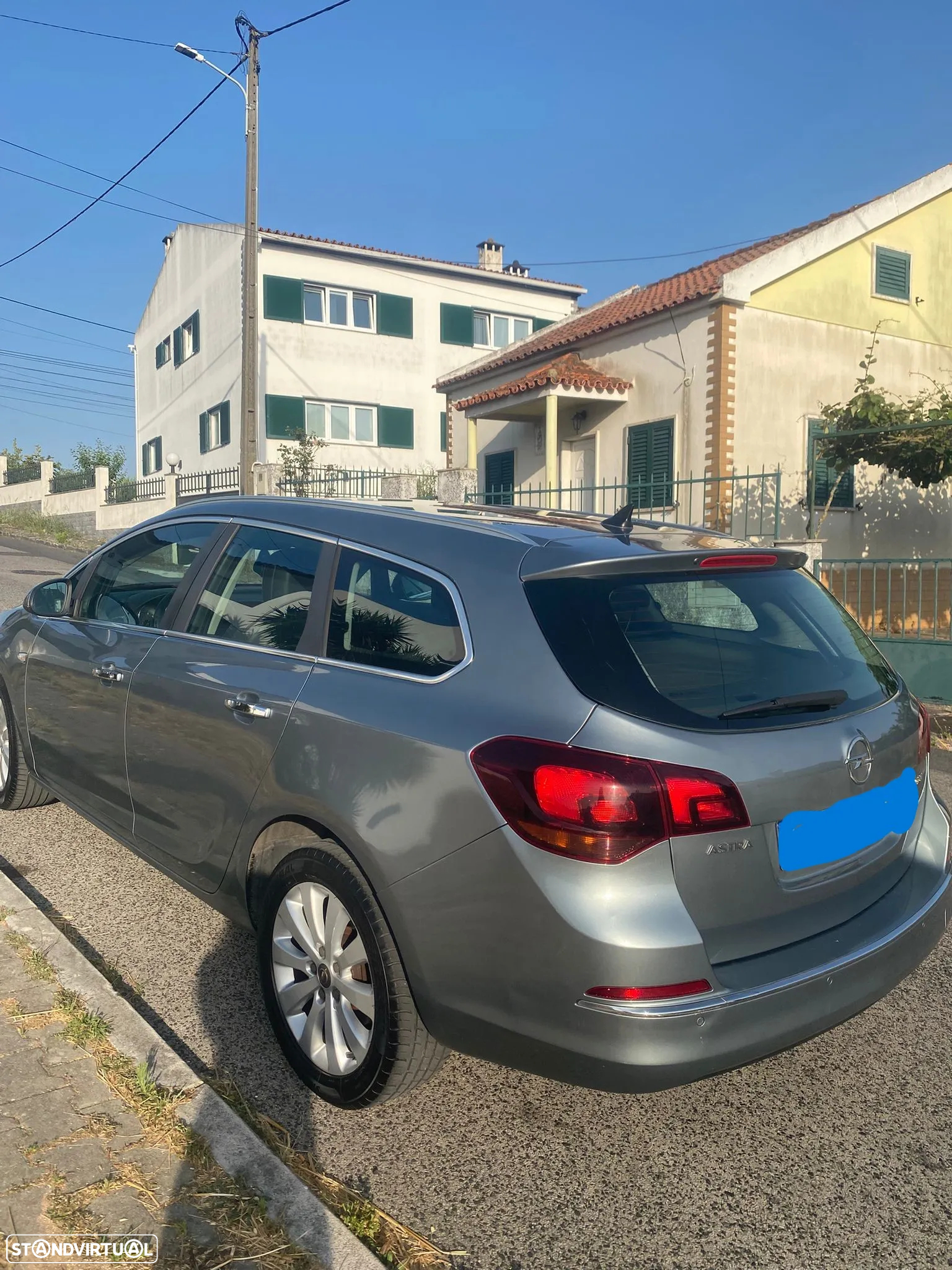 Opel Astra Sports Tourer 1.7 CDTi Cosmo 105g S/S - 2