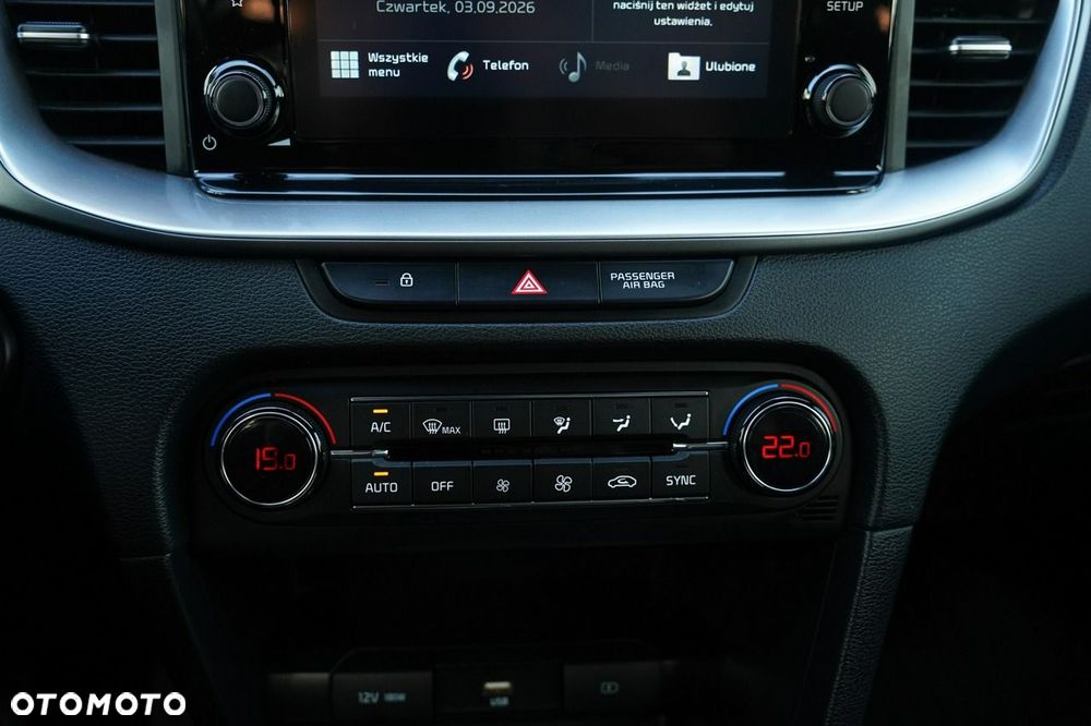 Kia Ceed 1.4 T-GDI M DCT - 23