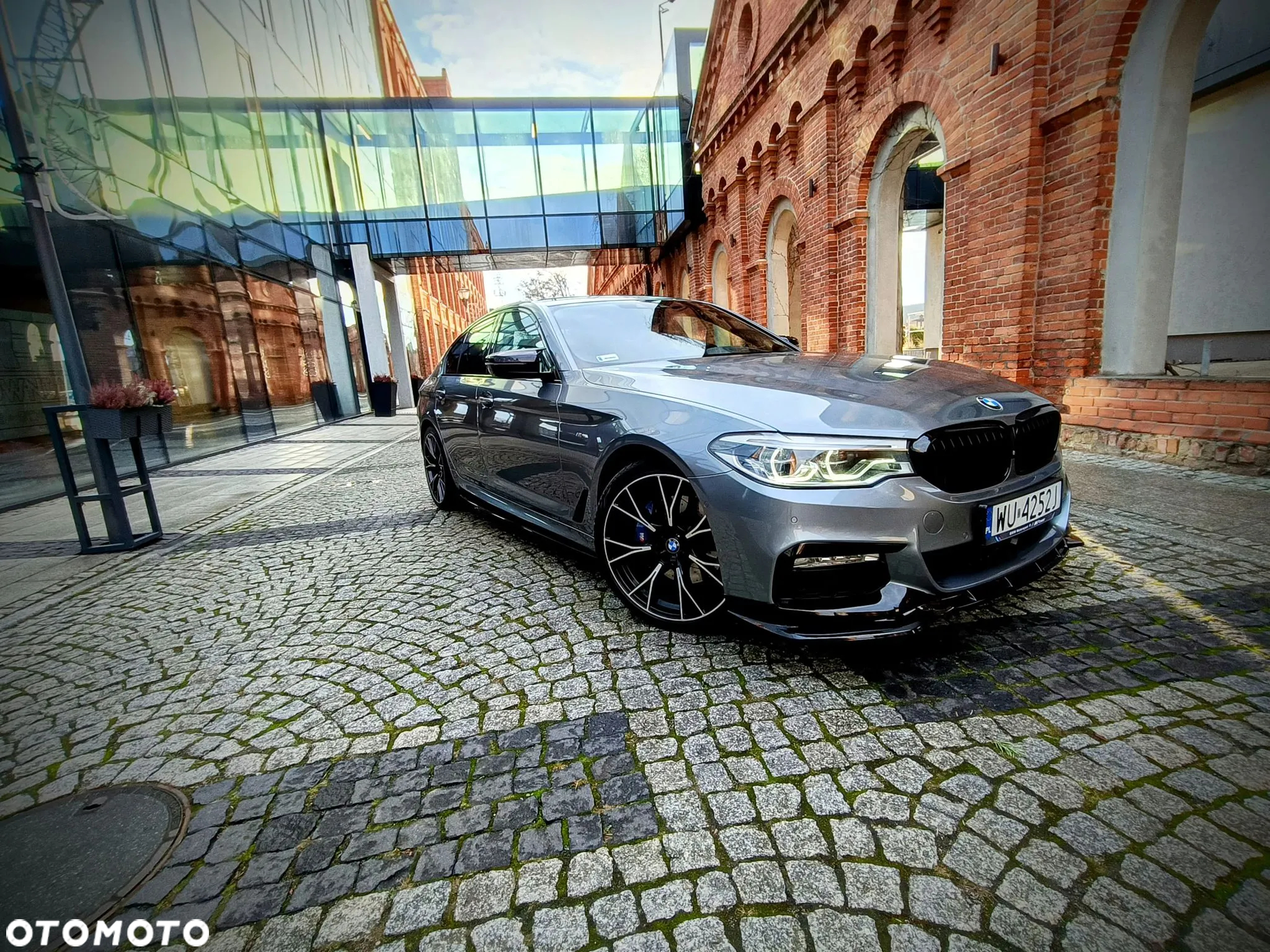 BMW Seria 5 530d xDrive M Sport sport - 26