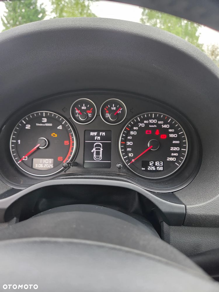 Audi A3 Sportback 2.0 TDI DPF Attraction - 15