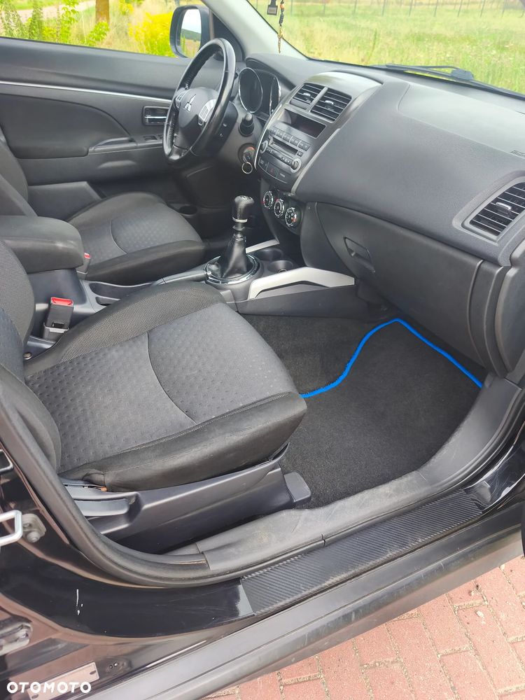 Mitsubishi ASX - 11