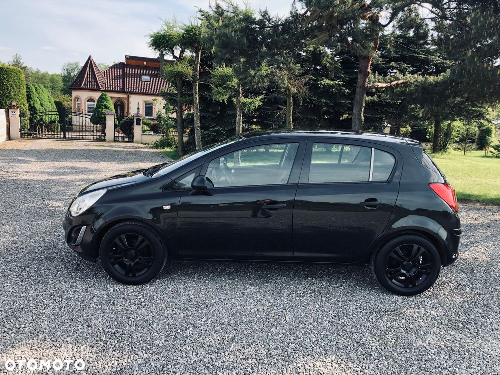 Opel Corsa 1.2 16V Cosmo - 9