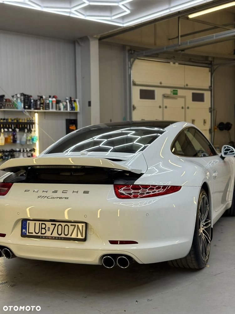 Porsche 911 Carrera PDK - 12
